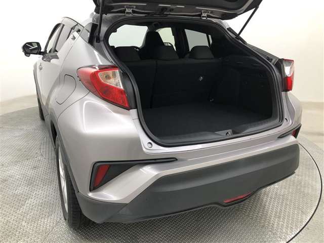 Toyota C-HR 9