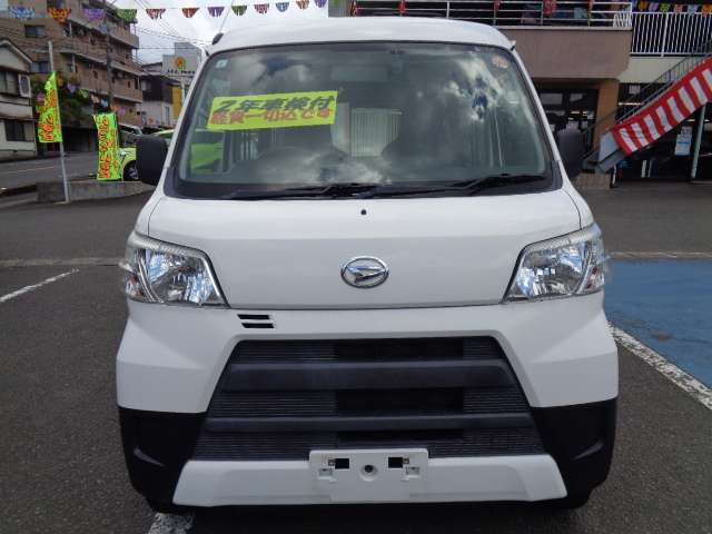 Daihatsu Hijet Cargo 2