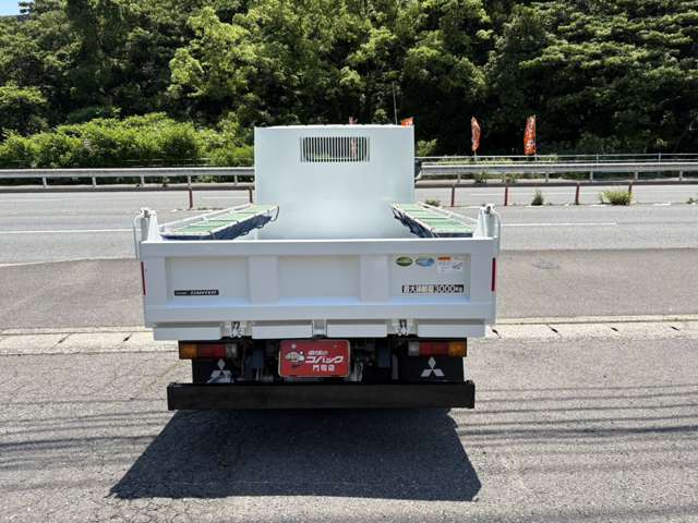 Mitsubishi Fuso Canter 12