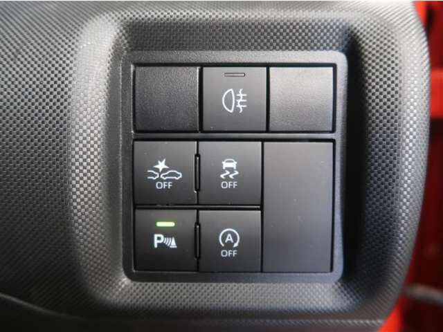 Daihatsu Rocky 4
