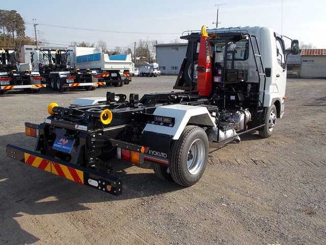 Mitsubishi Fuso Fighter 8