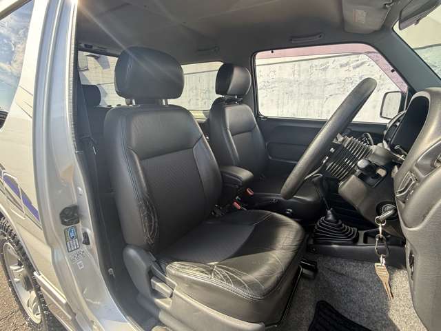 Suzuki Jimny 13