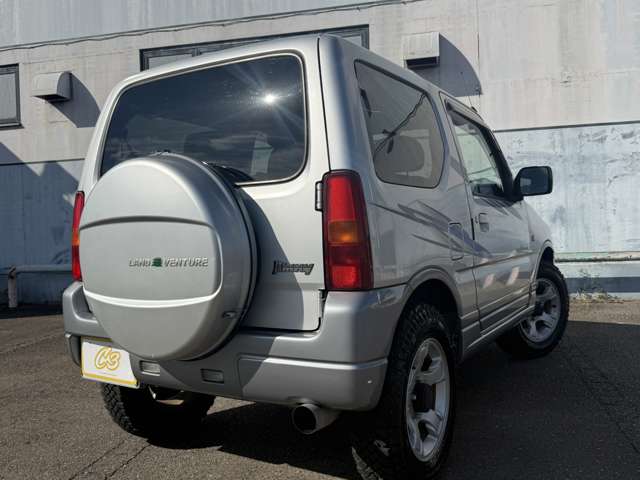 Suzuki Jimny 4