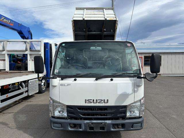 Isuzu Elf 9