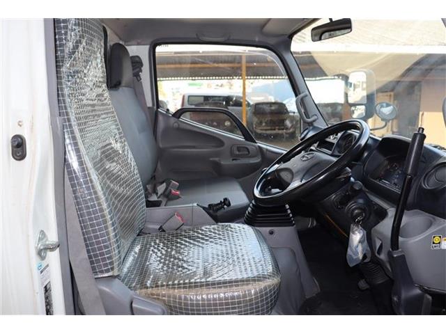 Hino Dutro 11