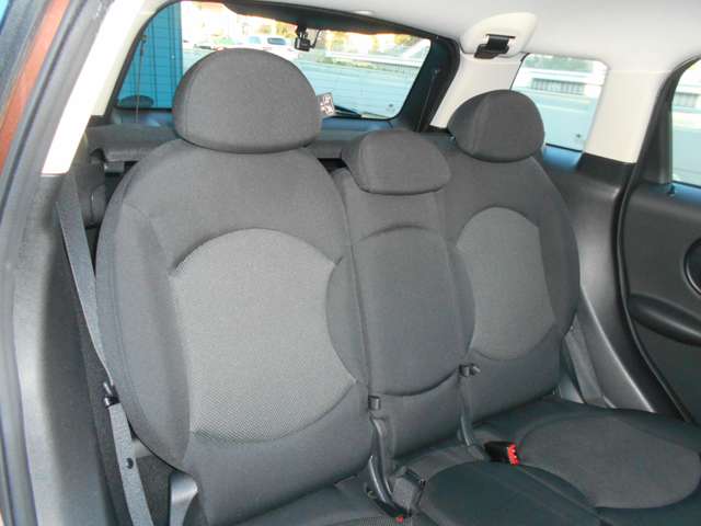 MINI Crossover 13