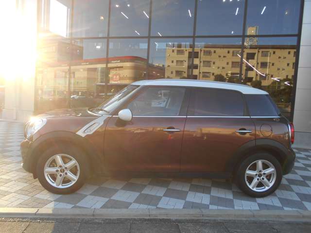 MINI Crossover 9