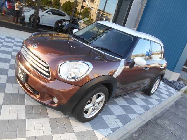 MINI Crossover 10
