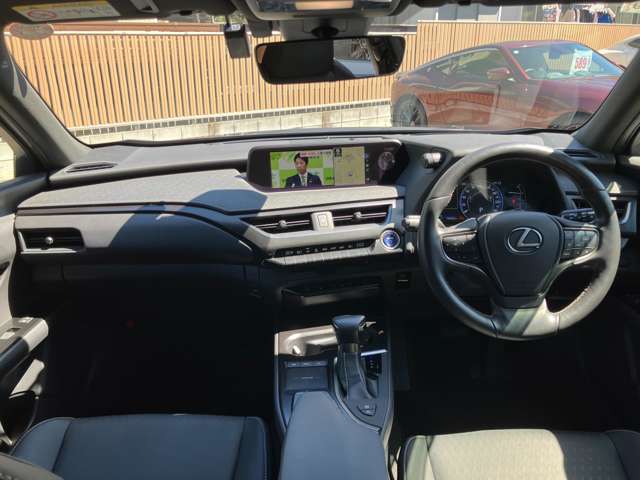 Lexus UX 2