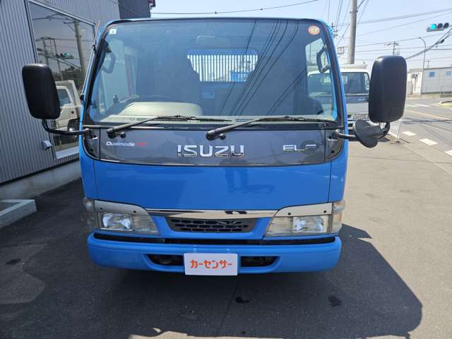 Isuzu Elf 2