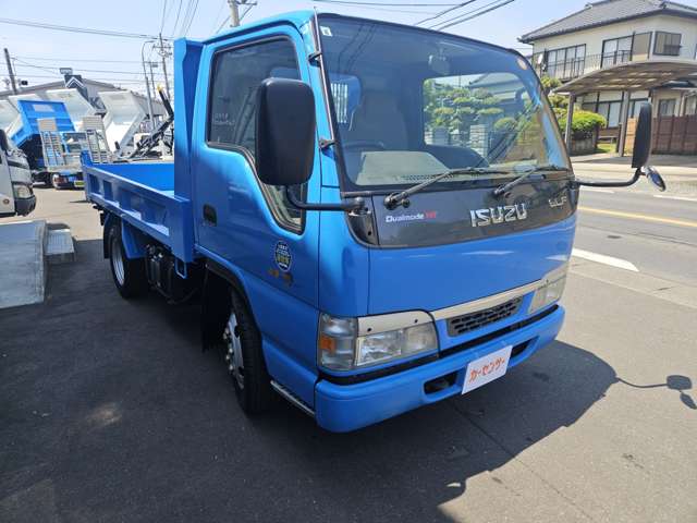Isuzu Elf 3