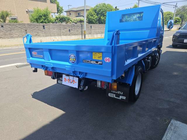 Isuzu Elf 8