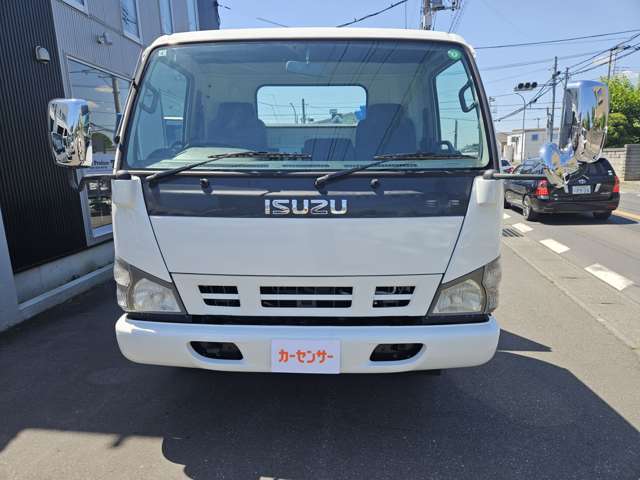 Isuzu Elf 2