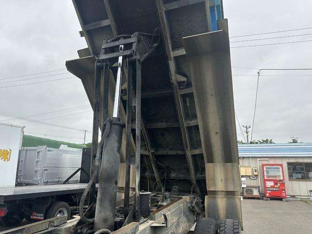 Hino Profia 11