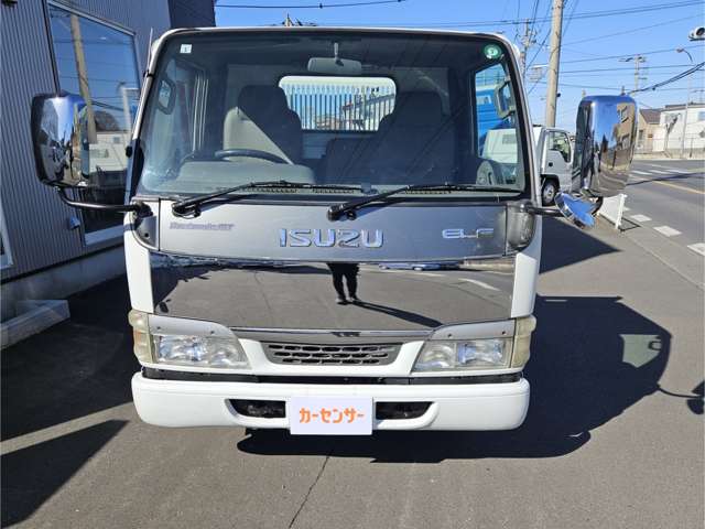 Isuzu Elf 2