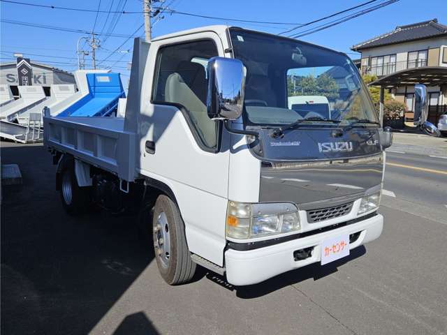 Isuzu Elf 3