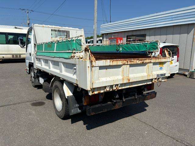 Isuzu Elf 7