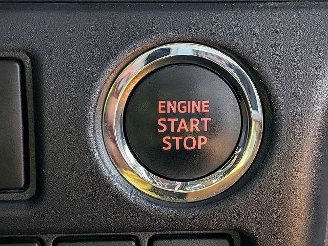 Toyota Voxy 12