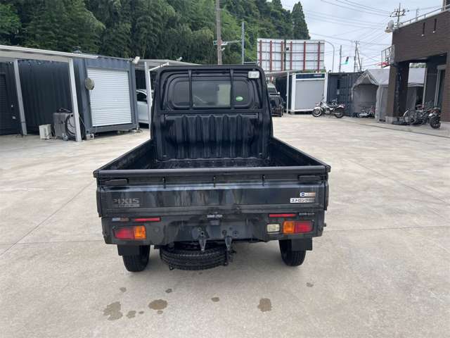 Toyota Pixis Truck 8