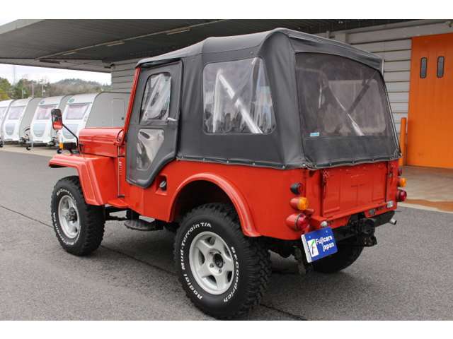 Mitsubishi Jeep 5