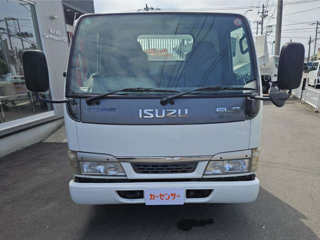 Isuzu Elf 2