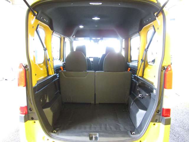 Honda N-VAN 8