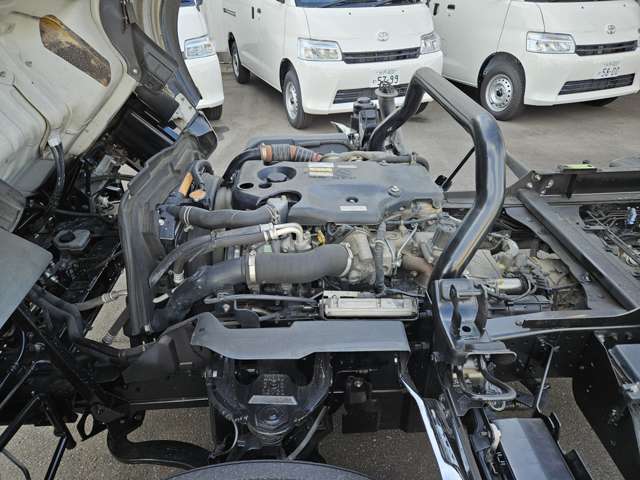 Isuzu Elf 11