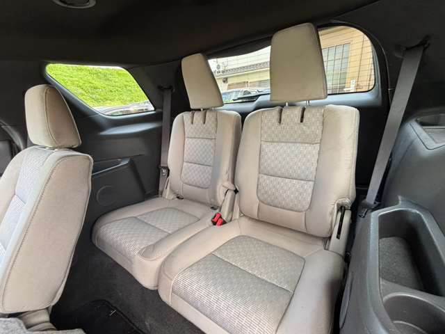 Ford Explorer 11