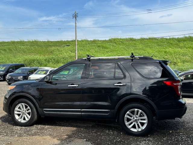 Ford Explorer 4