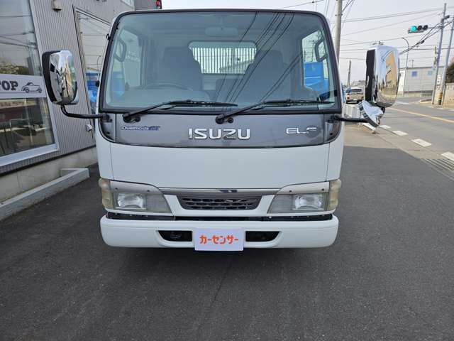 Isuzu Elf 2