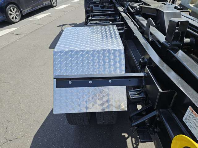 Isuzu Forward 12