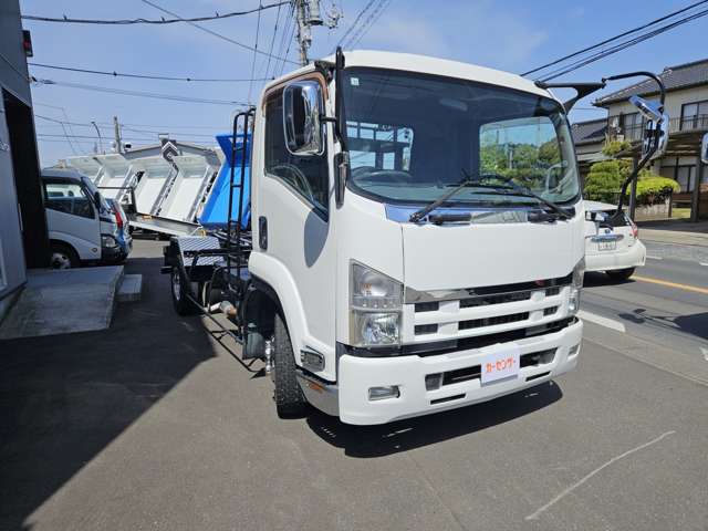 Isuzu Forward 3