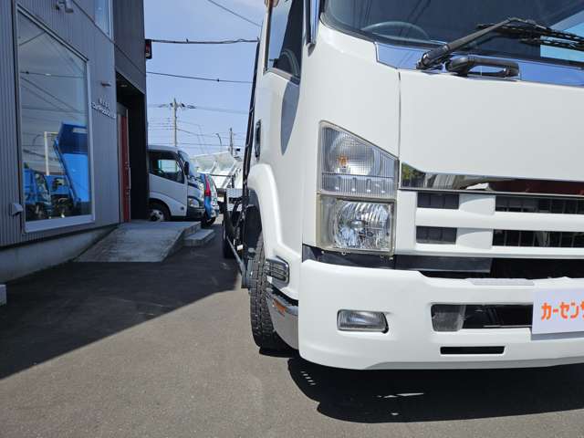 Isuzu Forward 4
