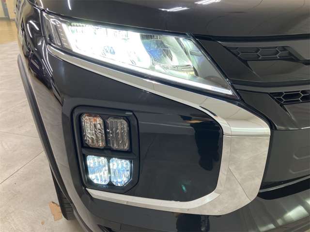 Mitsubishi RVR 12