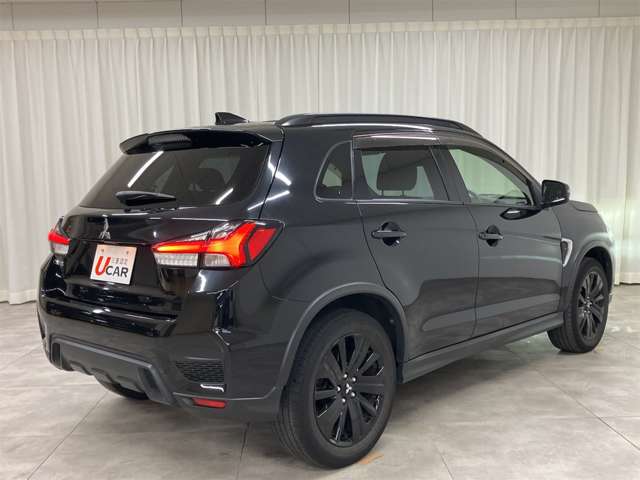 Mitsubishi RVR 7