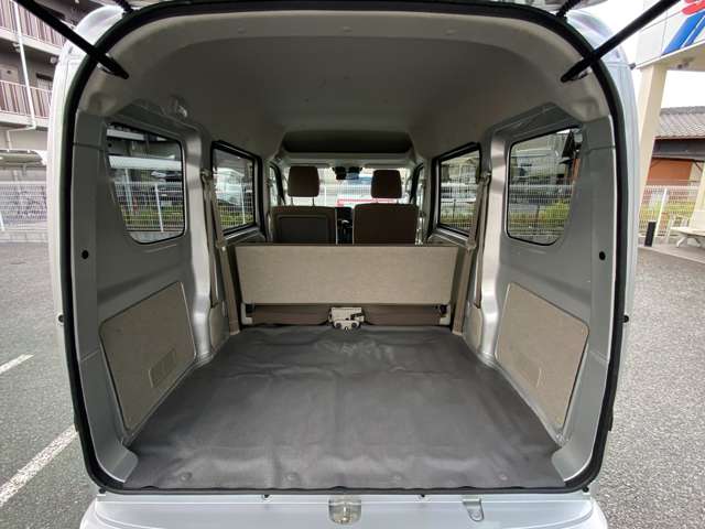Suzuki Every 8