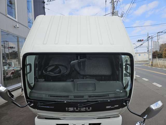 Isuzu Elf 12