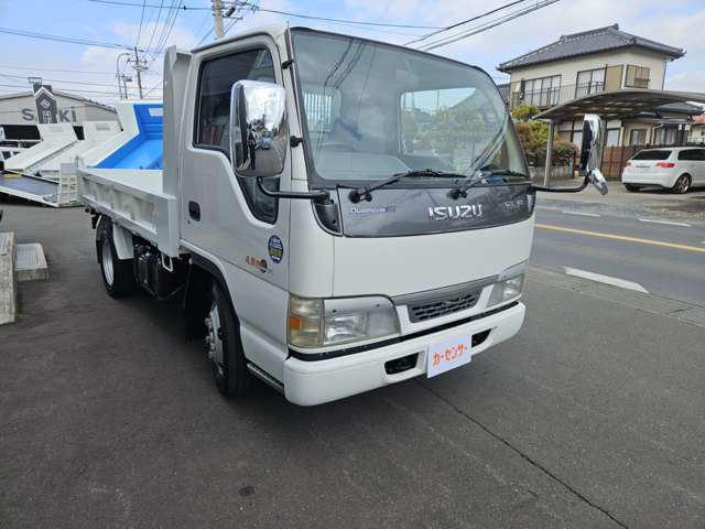 Isuzu Elf 3