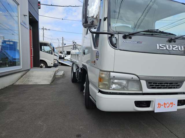 Isuzu Elf 4