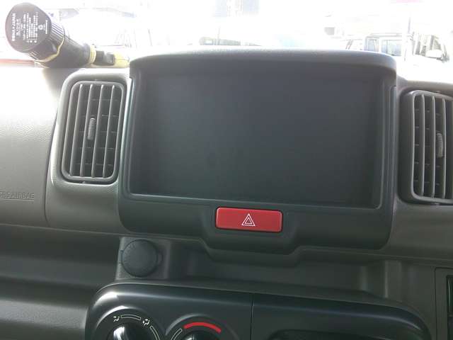 Nissan NV100 Clipper 4