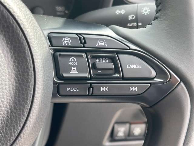 Toyota Sienta 4