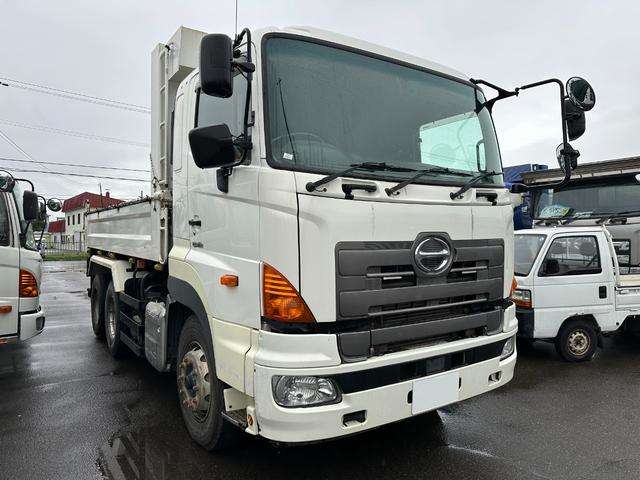 Hino Profia 2