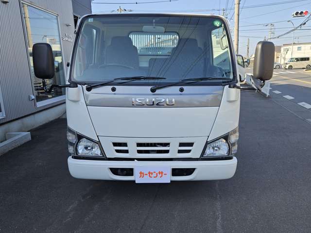 Isuzu Elf 2
