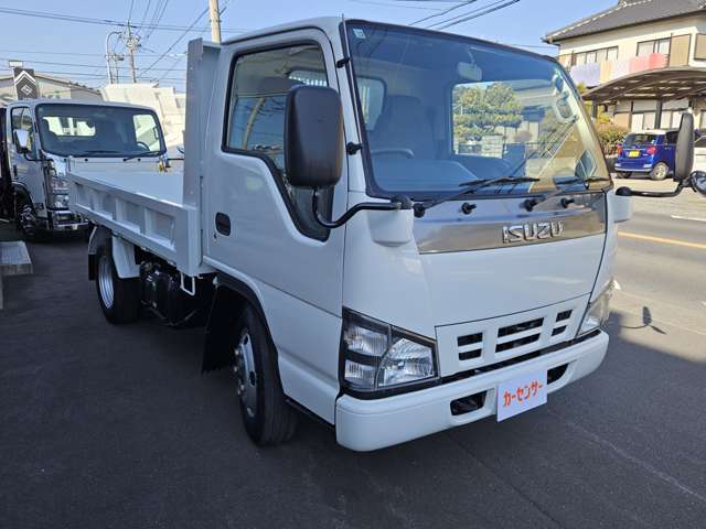 Isuzu Elf 3