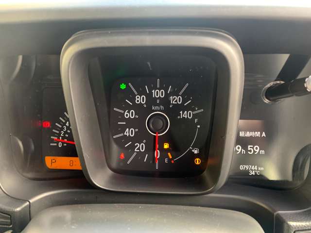 Honda N-VAN 8