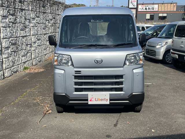 Daihatsu Hijet Cargo 5