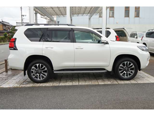 Toyota Land Cruiser Prado 8