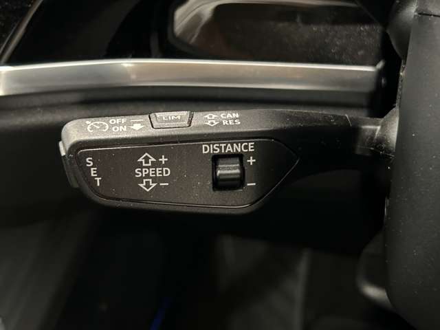 Audi Q3 10