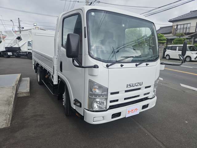 Isuzu Elf 3
