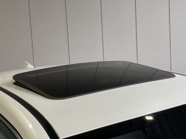 Lexus UX 6